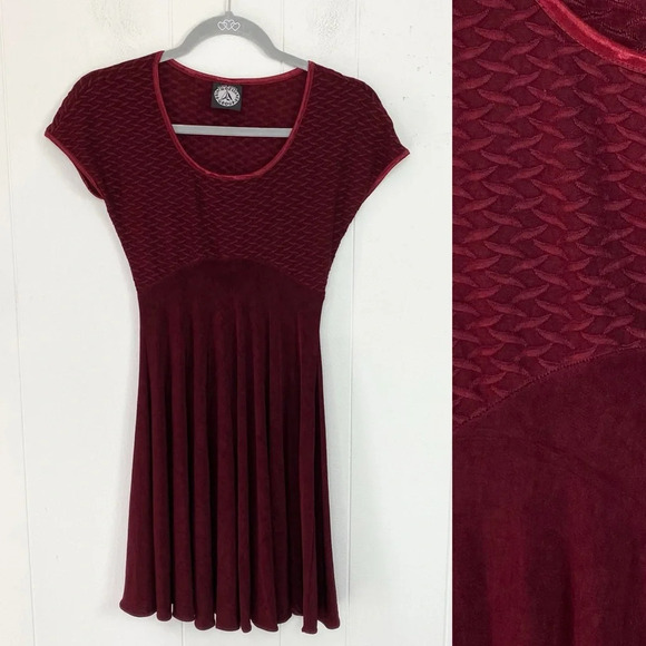 VTG 90s Alexia Admor Burgundy Textured Empire Fit & Flare Dress Sz Small Grunge - Picture 1 of 12